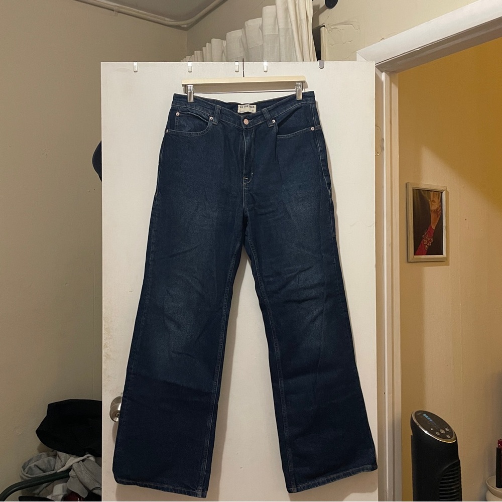 Free people we the free tinsley baggy high-rise jean. Size 31 dark wash